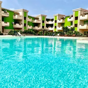 Djadsal Moradias - By Bobbywashere Appartement
